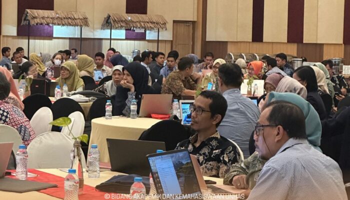 Tingkatkan Kompetensi Dosen, Unhas Gelar Workshop Pembelajaran dan Penilaian Berbasis Kasus dan Project
