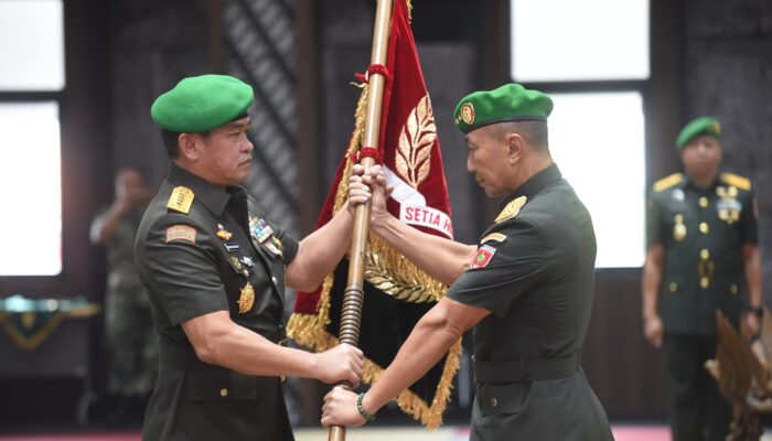 Pangdam XIV/Hsn Resmi Berganti, Kasad Lantik Mayjen Bobby Menggantikan Mayjen Totok