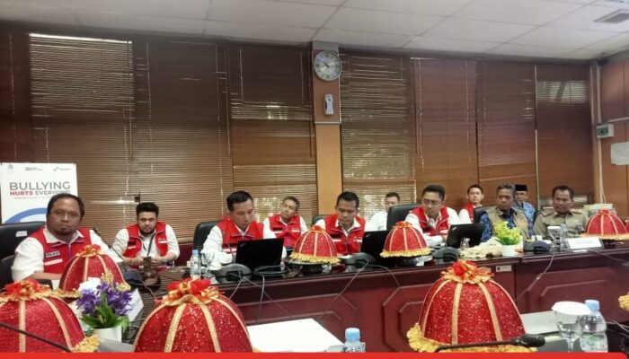 Bahas Kelangkaan BBM, Mewakili Pangdam, Pamen Ahli Bid. Ekonomi Bersama Forkopimda Sulsel Berkunjung ke PT. Pertamina Patra Niaga Regional Sulawesi