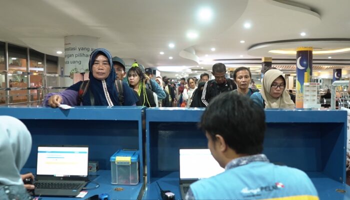 Pelabuhan Makassar Catat Arus Penumpang Tumbuh 119,11%, Imbas Libur Nataru