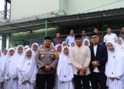 Menghadapi pesta demokrasi, Kapolda Sulsel memohon do’a Pimpinan Pondok Pesantren DDI Mangkoso Barru agar bisa menjalankan amanah sebagai Kapolda Sulsel.
