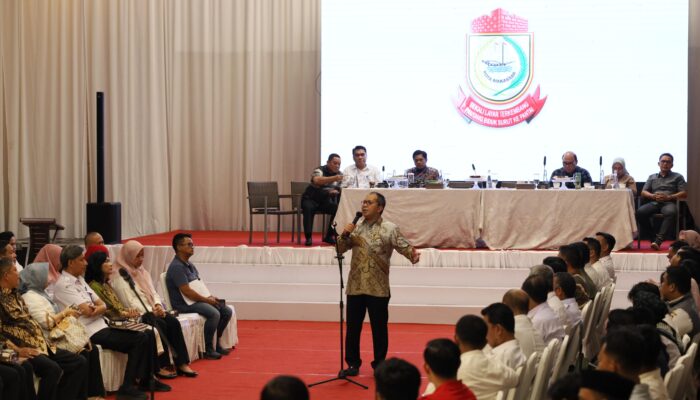 Danny Pomanto Target Raih Kembali Piala Adipura 2023