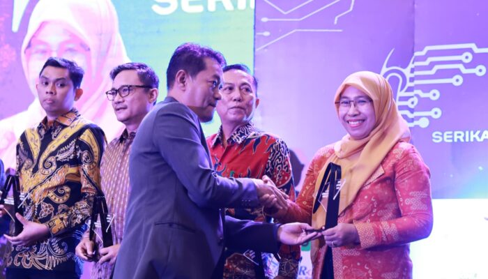 SMSI Award Sulsel 2024, Dinas Kominfo Makassar Raih Penghargaan Peduli Media