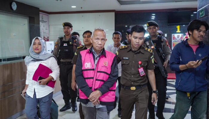 Kejati Sulsel Menetapkan dan Menahan Satu Orang TSK Dalam Perkara dugaan Tindak Pidana Korupsi Pada PT.Surveyor Indonesia Cabang Makassar Tahun 2019 s.d Tahu 2020