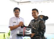 PJ Sekda Sambut Armada Baru Penjaga Laut Makassar, KRI Marlin-877