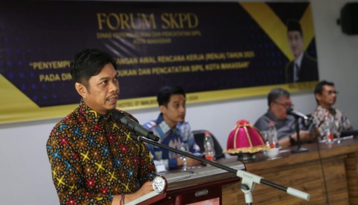 Pj Sekda Firman Pagarra Harap Forum OPD Dukcapil Fokus Penyelesaian IKD di Tahun 2024
