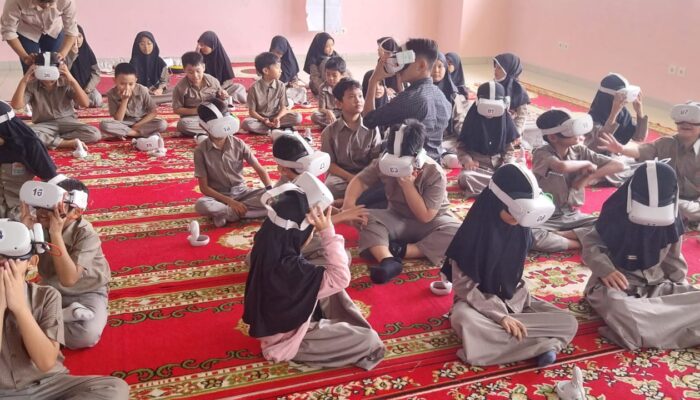 Keren, Manfaatkan Teknologi, Seluruh Siswa SD Islam Athirah 1 Makassar Ikuti Virtual Learning