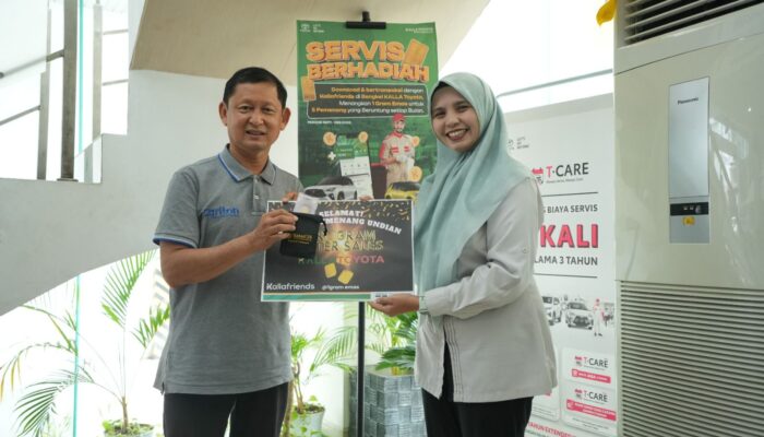 Beli Toyota Berhadiah iPhone 15, Servis di Bengkel Resmi Kalla Toyota Berhadiah Emas