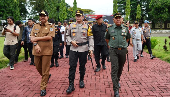 Pangdam XIV/Hsn Bersama Forkopimda Sulsel Hadiri Apel Gelar Pasukan “Ketupat-2024”