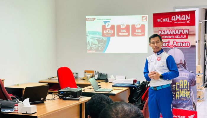 Tetap Aman Berkendara di Tengah Cuaca Panas