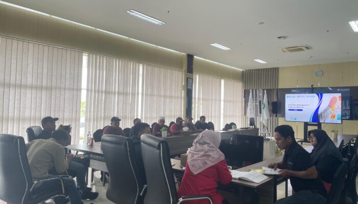 Pelindo Group Wilayah Kerja Makassar Latih Manajemen Koperasi untuk Teman Nelayan