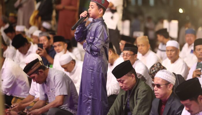 Azan Merdu Rifaat di Salat Subuh Berjemaah Pemkot Makassar, Bocah 7 Tahun Juara STQH Tingkat Provinsi 2023
