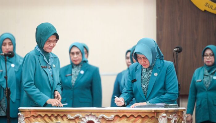 Indira Yusuf Ismail Dilantik Jadi Ketua Pembina Posyandu Kota Makassar