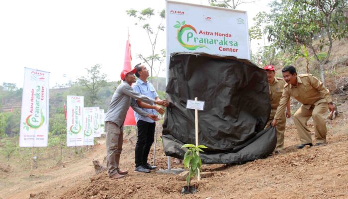 AHM Raih Penghargaan CSR Terbaik di  Tanah Air
