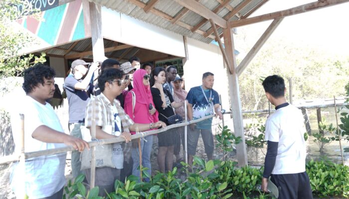 KUI Unhas Perkenalkan Budaya Maritim pada Mahasiswa Asing dari 32 Negara