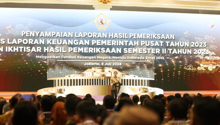 Danny Pomanto Hadiri Penyampaian LHP LKPP dan IHPS II TA 2023 BPK RI ke Presiden Jokowi