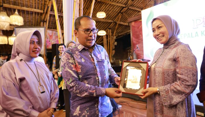 Danny Pomanto Apresiasi Dedikasi Andi Sundari dan Sambut Kajari Makassar yang Baru
