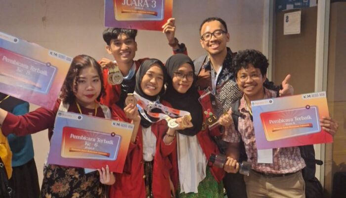 Unhas Raih Prestasi Membanggakan pada Kompetisi Debat Mahasiswa Indonesia 2024