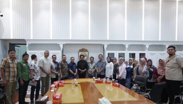 PJ Sekda Makassar Dukung Komitmen DKP Tingkatkan Ketahangan Pangan Berbasis Sumberdaya Lokal dan Urban Farming