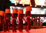Tari Ma’bisu-Bisu Tutup Semaraknya Panggung Utama F8 di Hari Keempat