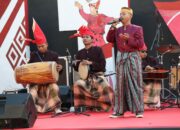 Pertunjukan Musik To Riolo Meriahkan Festival KIM di Makassar