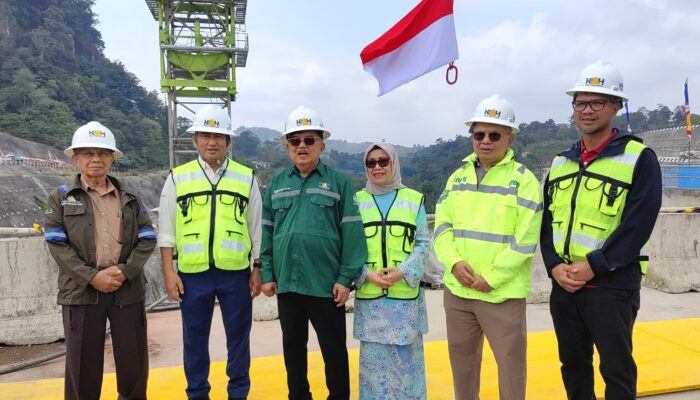 Rayakan HUT RI ke 79 Bersama Ratusan Karyawan, Jusuf Kalla: Ini Pengabdian Kalla Group Untuk Bangsa