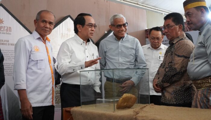 Rektor Unhas Launching Pameran Jalur Rempah Jalan Budaya