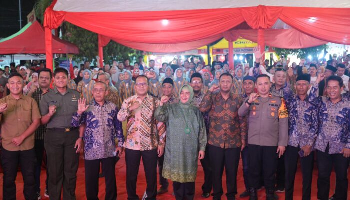 Hadiri Pesta Rakyat di Tiga Kecamatan, Indira Yusuf Ismail Tegaskan Peran Perempuan dalam Pembangunan