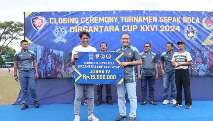 Danny Pomanto Nonton Babak Final Dirgantara Cup XXVI