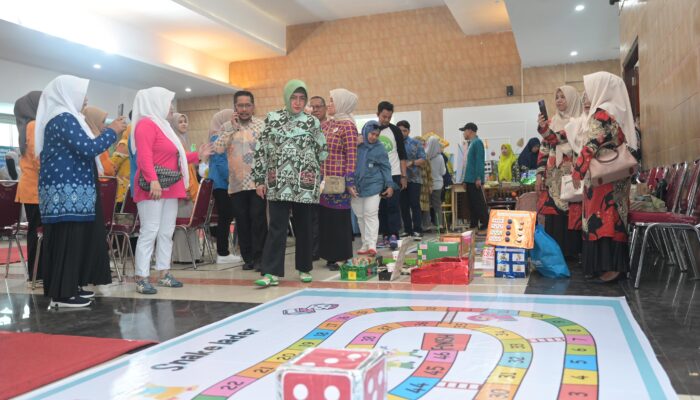 Pameran Gelar Karya PAUD-PNF, Indira Yusuf Ismail Ajak Pendidik Terus Berinovasi