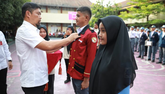 Pjs Wali Kota Arwin Azis Buka Lomba Tata Upacara dan Baris-berbaris Antar Siswa-siswi SMA se-Makassar