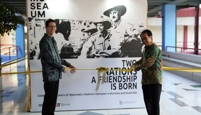 Unhas – Konjen Australia Hadirkan Pameran “Two Nations : A friendship is Born”