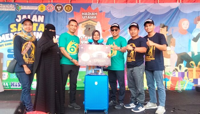 HUT ke-61, SMK SMTI Negeri Makassar Gelar Jalan Santai