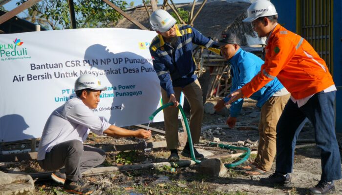 Tetesan Harapan di Tengah Kekeringan, Aksi Nyata PLN Punagaya Salurkan Air Bersih