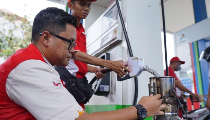 Pertamina Patra Niaga Regional Sulawesi Pastikan Pelayanan Prima Melalui Uji Tera Rutin di SPBU Sulawesi Selatan dan Barat