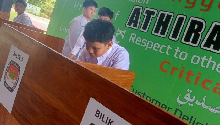 Gunakan E Voting, SMP Islam Athirah Bone Gelar Pemilos 2024