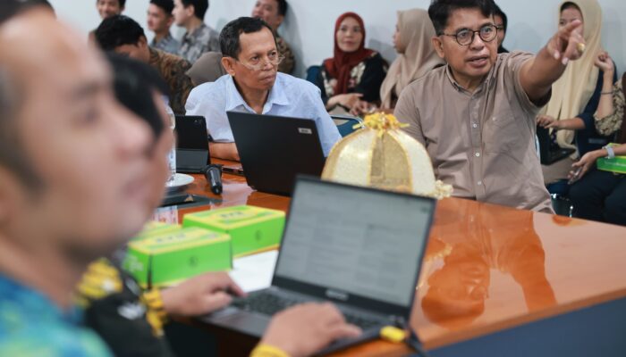 Mantan Komisioner KIPD Sulsel dan Akademisi Apresiasi Dinas Kominfo Makassar