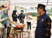 Prof Zudan Tinjau Lokasi Pengungsian Akibat Banjir, Dapur Umum Siap Layani Kebutuhan Makanan Pengungsi