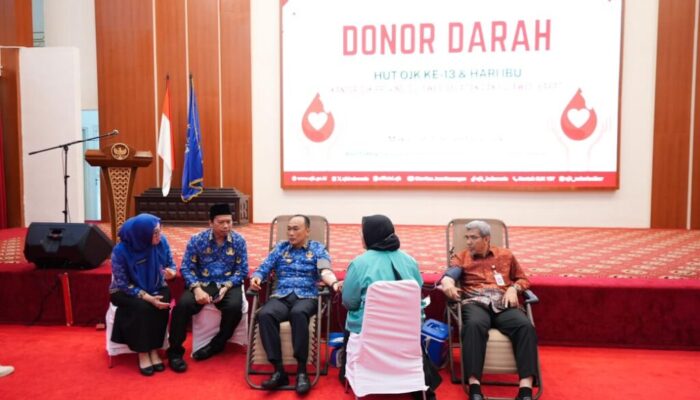 OJK Sulselbar Gelar Donor Darah dalam Rangka HUT ke-13 dan Hari Ibu