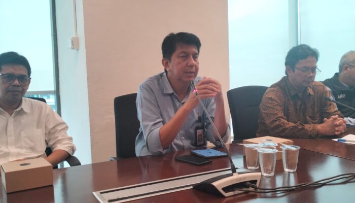 Kepala OJK Sulselbar Darwisman Paparkan Mekanisme Penanganan Pengaduan dan Sengketa di SJK