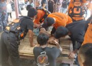 Remaja Tenggelam di Pantai Lumpur Parepare, Berhasil Diselamatkan oleh Tim SAR Siaga Nataru