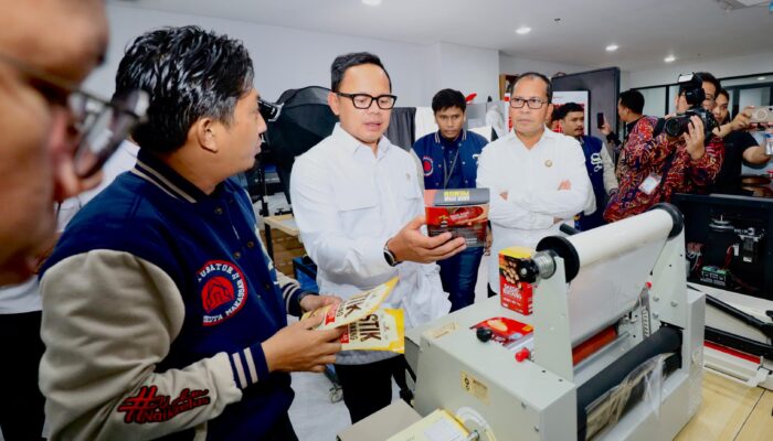 Takjub dengan MGC, Wamendagri Bima Arya Harap Program Danny Pomanto Berlanjut