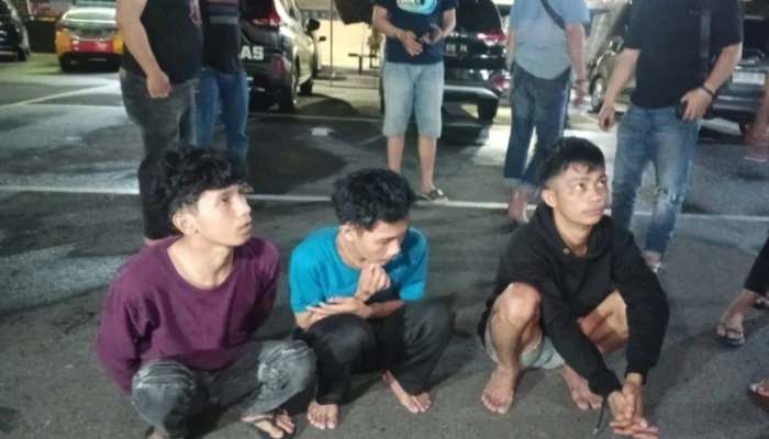 Serang Pengunjung Warkop dengan Busur, Tiga Begal Dibekuk Polisi