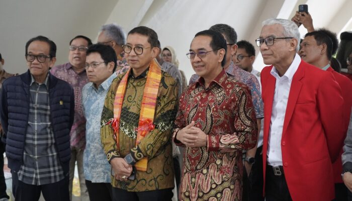 Menteri Kebudayaan Ajak Rektor Unhas Jadikan Leang-leang Sebagai Icon Unhas
