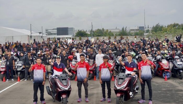 Berkah Punya PCX, 500 Bikers Honda Ditemui Pebalap MotoGP