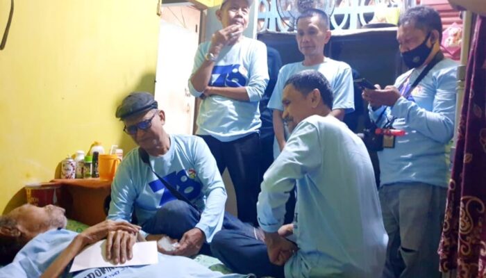 Peringati HUT Ke-78 Pedoman Rakyat, Sejumlah Alumni Koran Legendaris Ini Kunjungi Wartawan Senior dan Ziarah ke Makam Pendiri