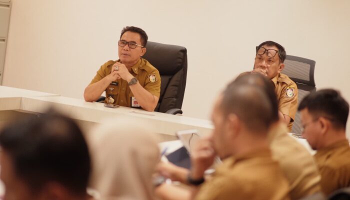 Pj Sekda Irwan Adnan Pimpin Rapat TAPD Tindak Lanjut Inpres Tentang Anggaran