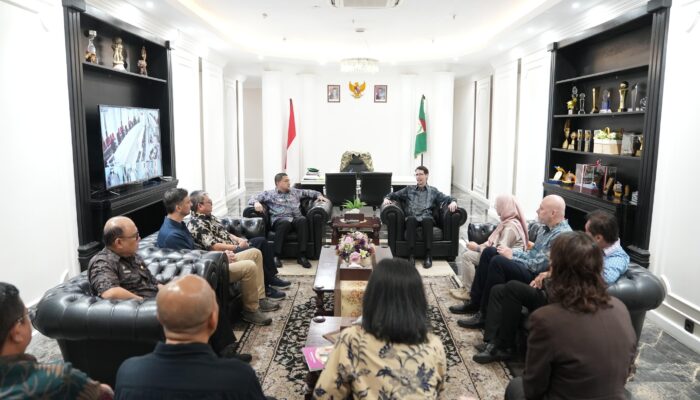 Temui Wali Kota Makassar, Konjen Australia Bahas Kelanjutan Program RISE