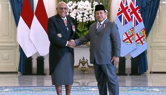 Presiden Prabowo Sambut Resmi PM Fiji Sitiveni Rabuka di Istana Merdeka