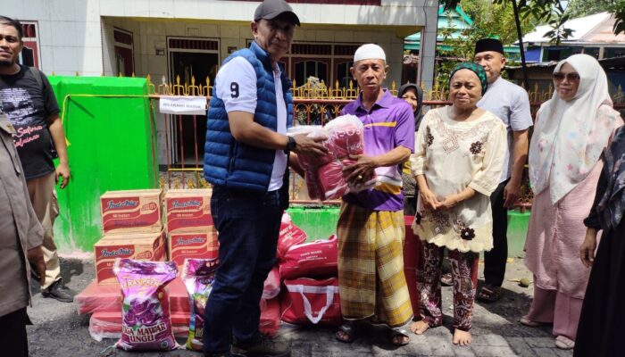 Dinsos Sulsel Salurkan Bantuan untuk Korban Kebakaran di Pulau Barrang Lompo Makassar